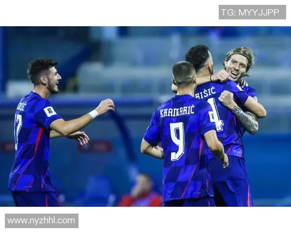 克罗地亚足球服的设计理念与文化背景探讨